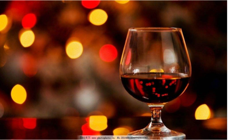 喝红酒竟然有这么多好处，你都知道有哪些养生美容的功效吗？